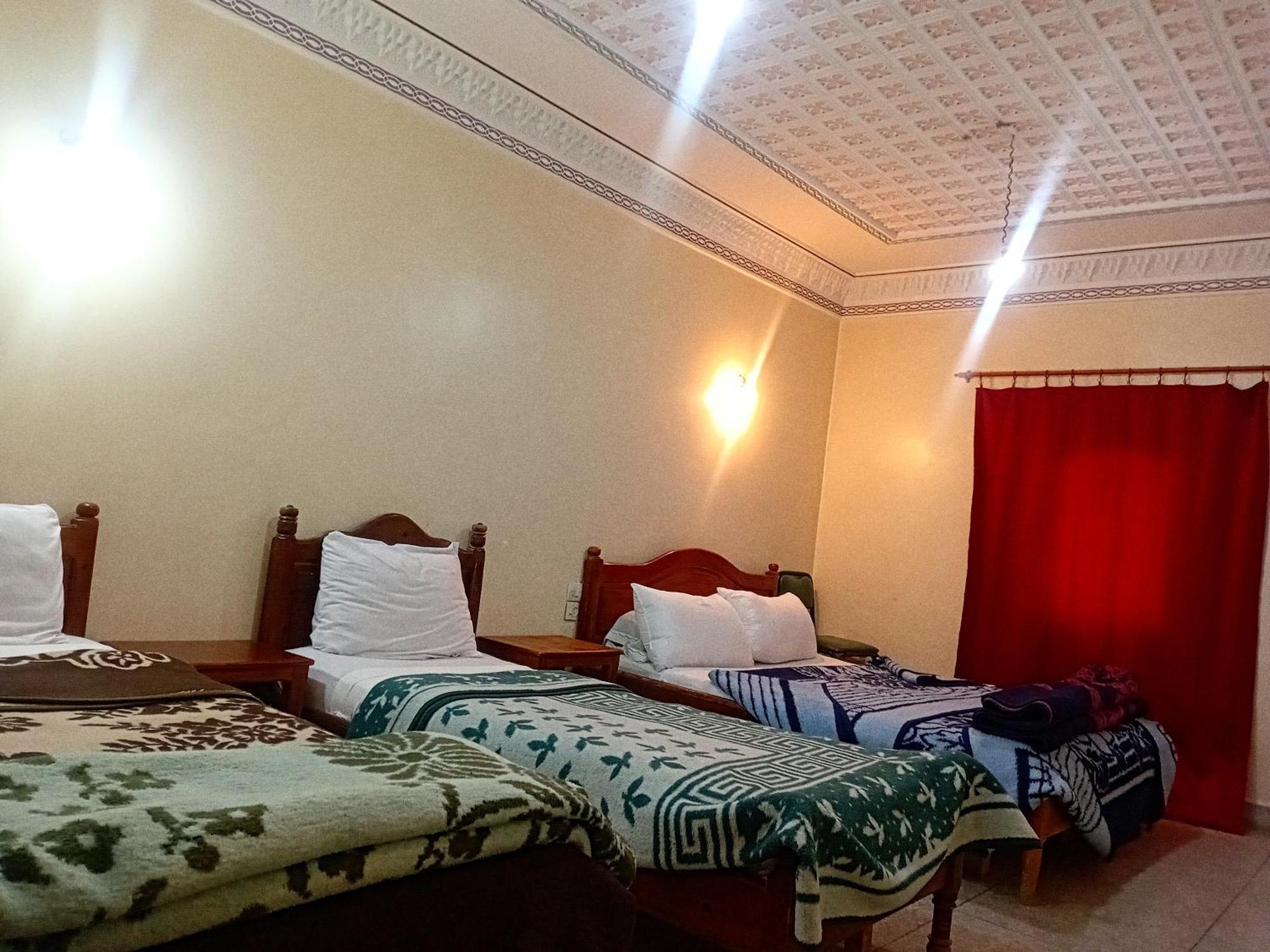 Hotel Almanader Boumalne Esterno foto