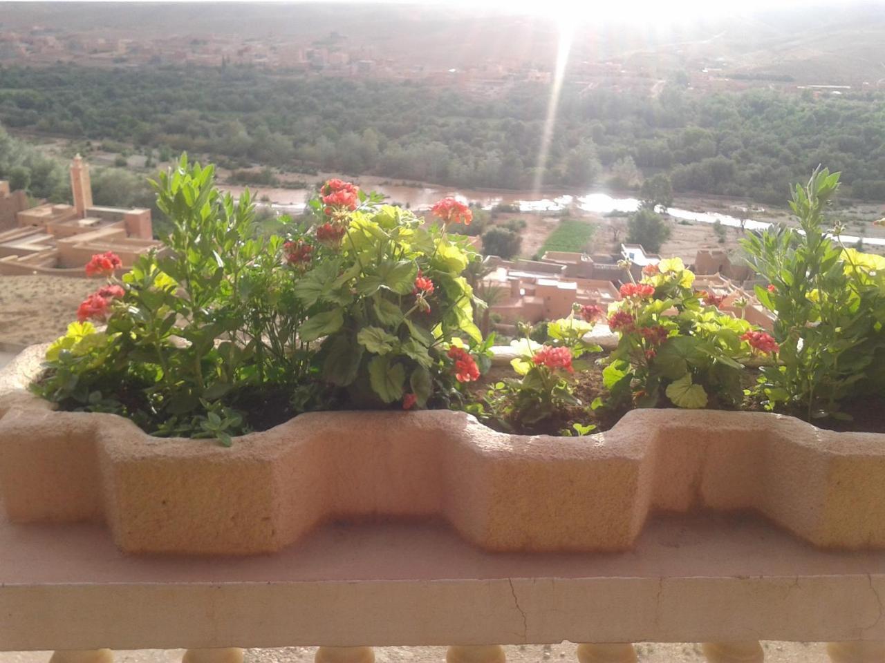 Hotel Almanader Boumalne Esterno foto